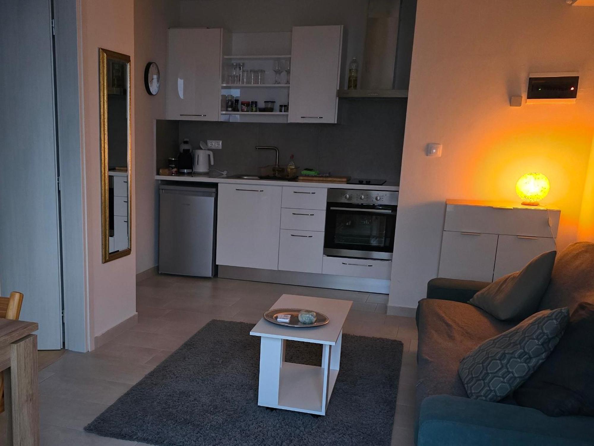 Vasiliki Studio, Beautiful New Built Appartement 10 Km To Airport أرتيميدا المظهر الخارجي الصورة